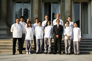 Le Cordon Bleu President/CEO Andre Cointreau, Chef Patrick Martin and Students Le Cordon Bleu President/CEO Andre Cointreau, Chef Patrick Martin and Students