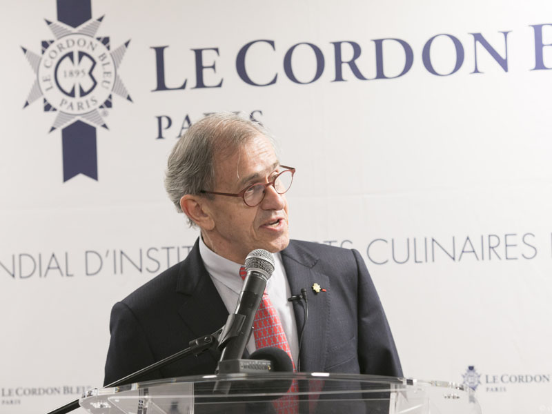 Monsieur André Cointreau, Président Le Cordon Bleu International, membre fondateur de la Fondation Alliance française et membre du conseil d’administration de l’Alliance française durant 25 ans, souligne sa volonté de partager les valeurs universelles de la Francophonie