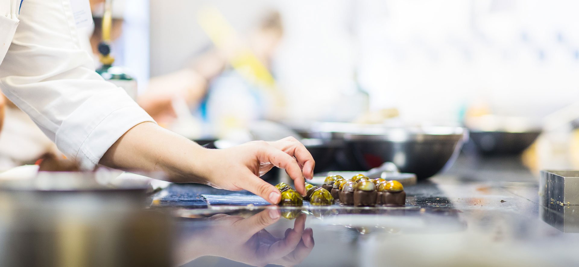 chocolate making at le cordon bleu london pastry school