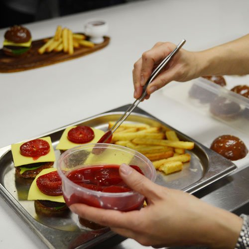 Hideko Kawa preparing sweet ketchup